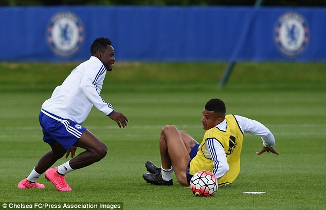Adidas top chelsea football